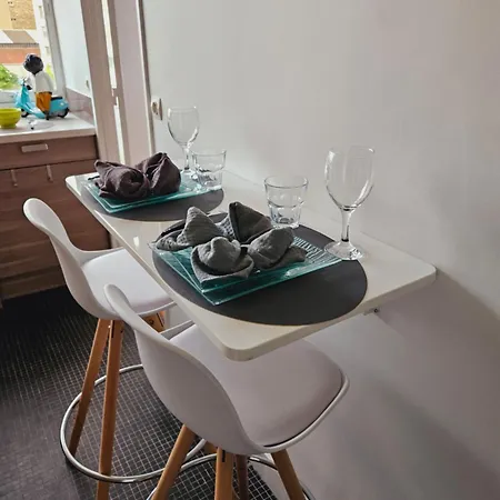 Tour Eiffel Apartment